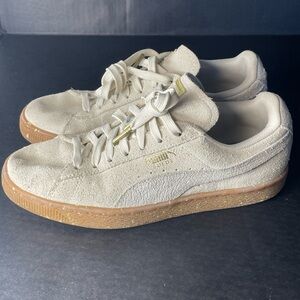 Puma Suede Women’s Size 8